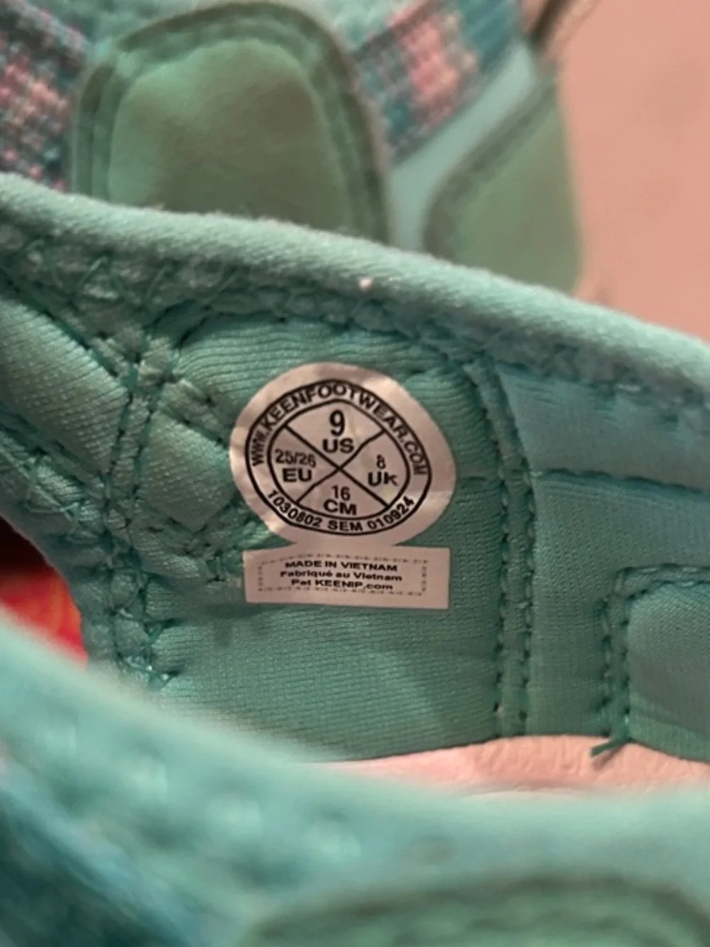 Keen woven size